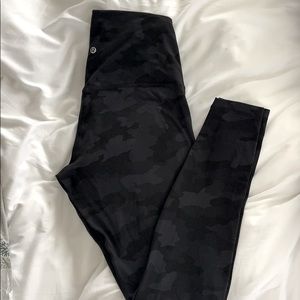 Lululemon Align super high rise pant 28”